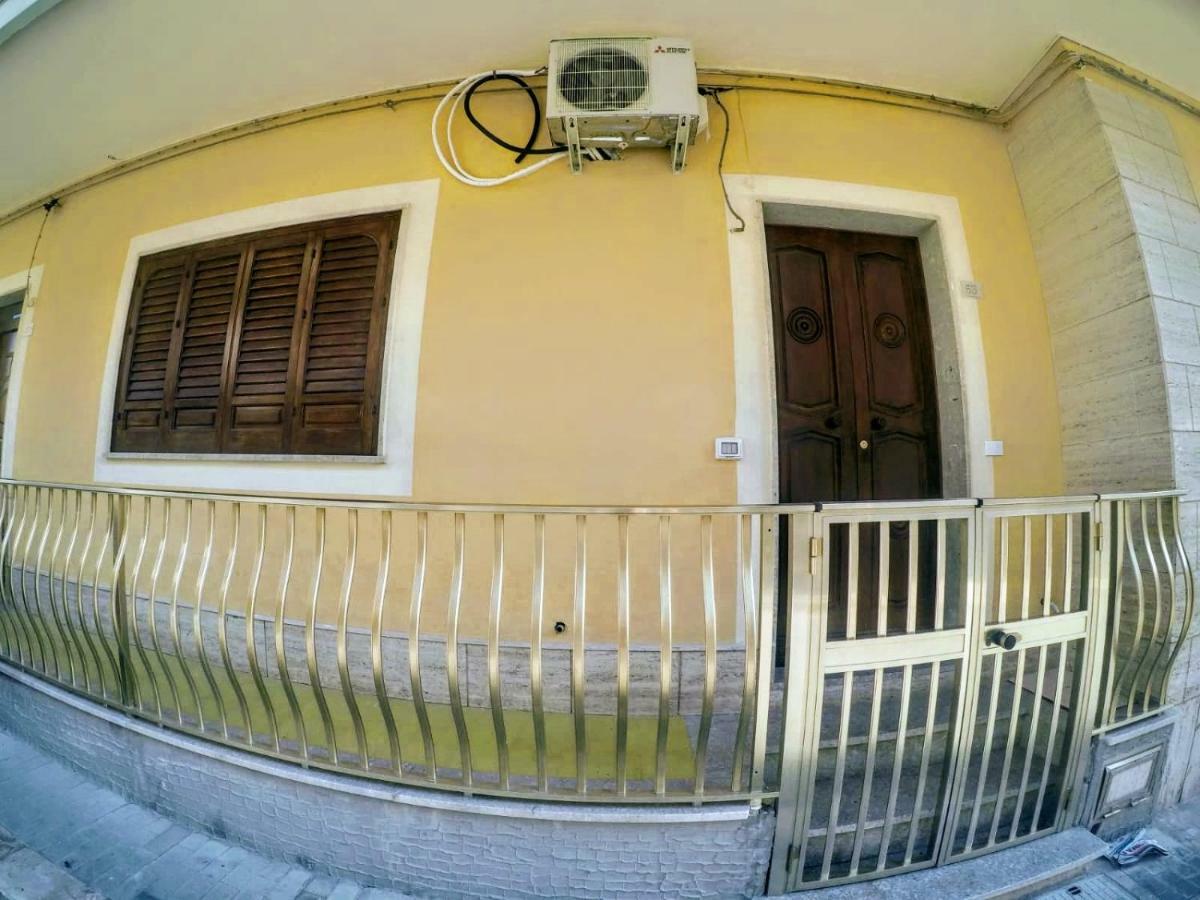 Welcome Home Apt. 2 بوزالو المظهر الخارجي الصورة
